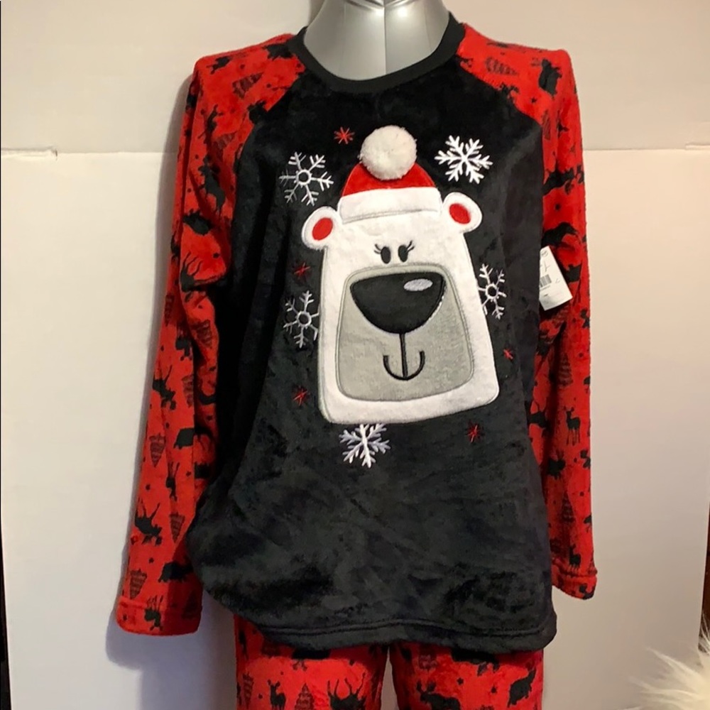 SALE!! Polar fleece canadiana pajama set NWT.